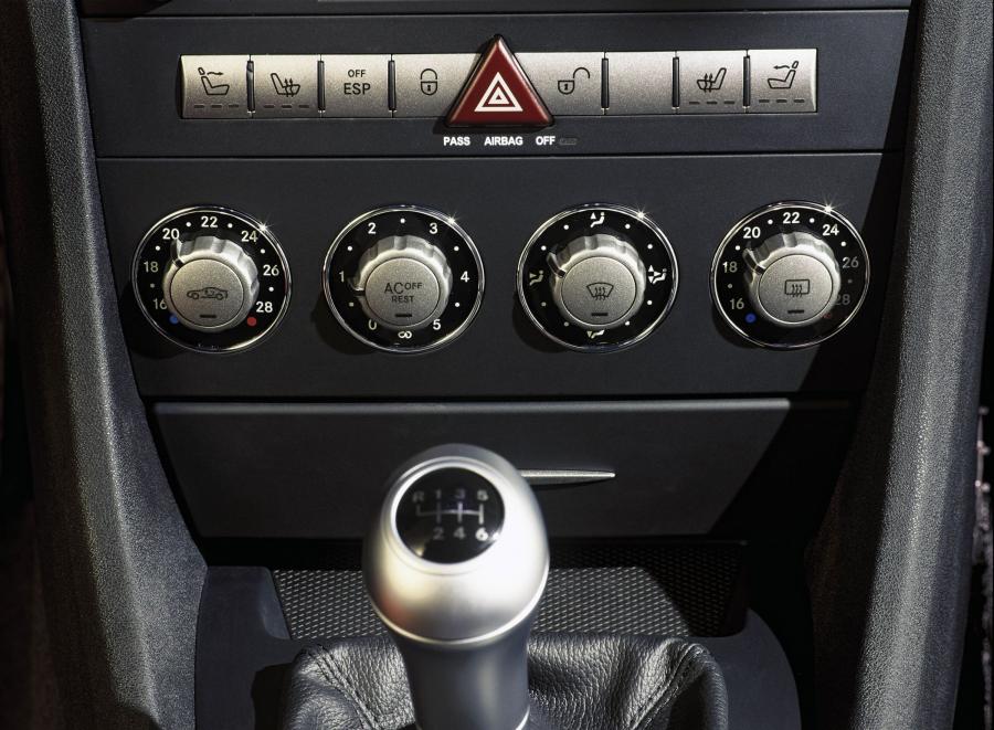  Mercedes-Benz SLK-Class 2005 года  (фото 65 из 259)